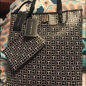 Tommy Hilfiger Purse